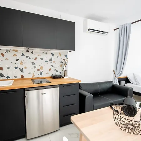Apartment Diakopto Serenity - Studio With Jacuzzi *